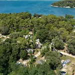 Luksuzni šator Istra Sunny Tent In Lanterna Premium 4* *