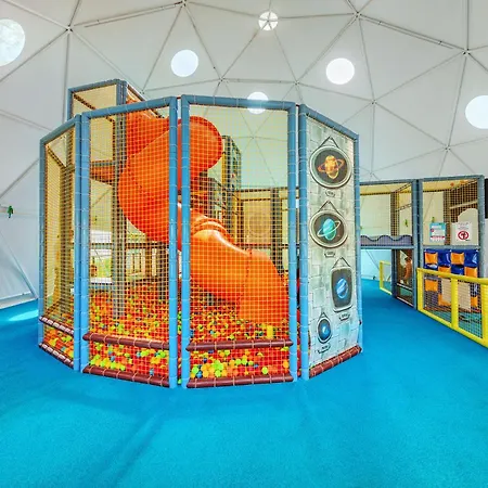 Istra Sunny Tent In Lanterna Premium 4* Luksuzni šator