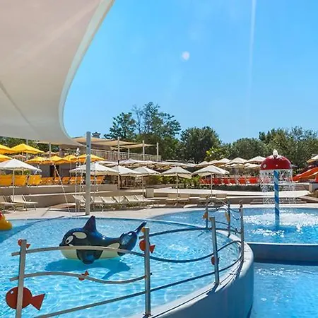 Istra Sunny Tent In Lanterna Premium 4*