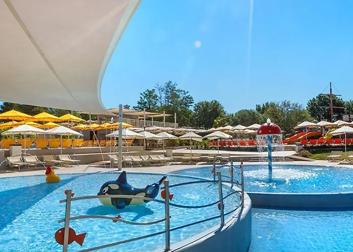 Istra Sunny Tent In Lanterna Premium 4*
